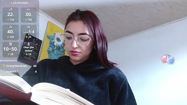 ZoeBakers_ webcam