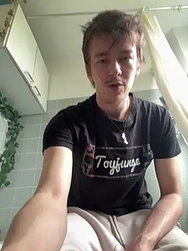 Toyjungee webcam