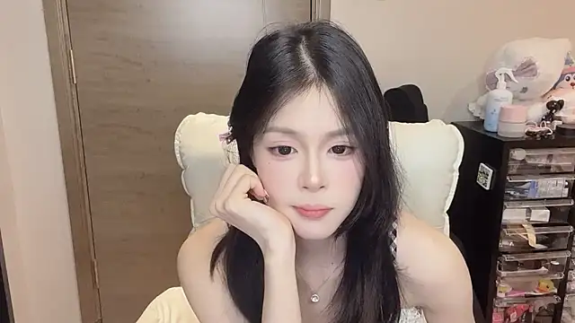Koi-00 webcam