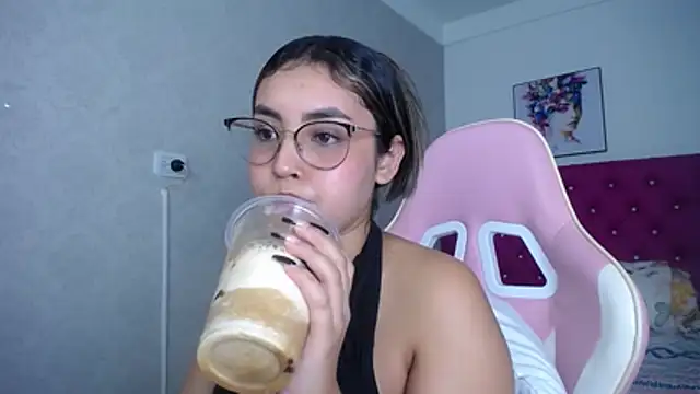 kathe-mills235 webcam