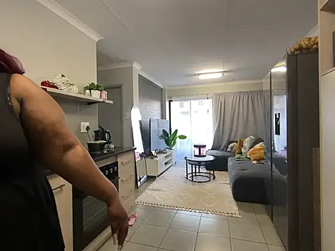 MissLola27