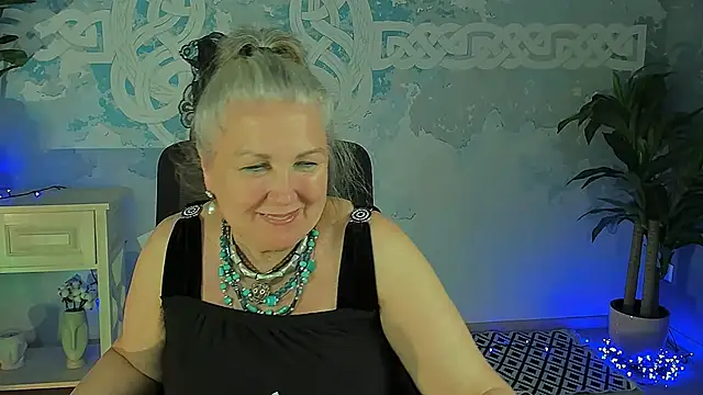 LilaMaharani webcam
