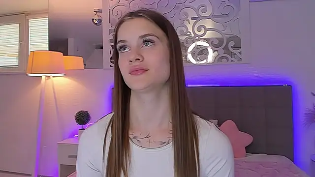 LuisaClover webcam