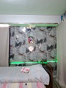 SaharQamar webcam
