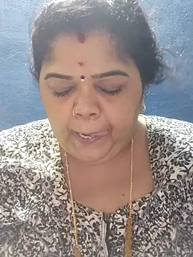tamilthanushri webcam