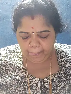 tamilthanushri webcam