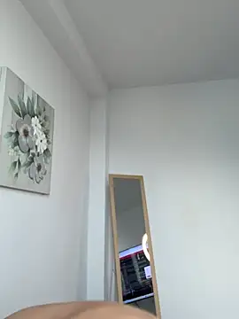 ItsKendra webcam
