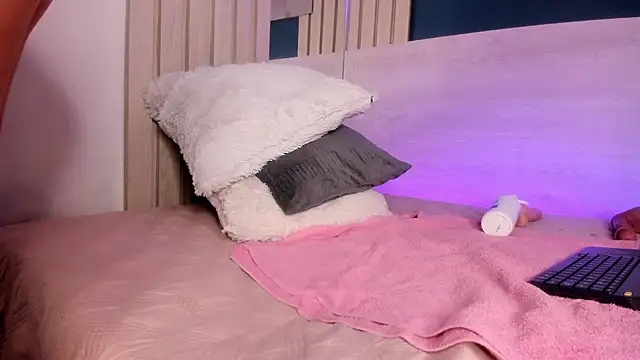 SofiCandy_ webcam