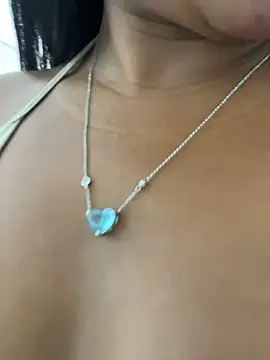 SaryJonex webcam