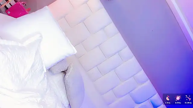 Kisses_Sophia webcam