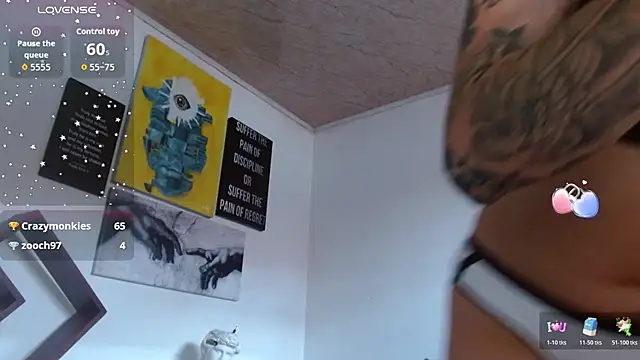ZoeBakers_ webcam
