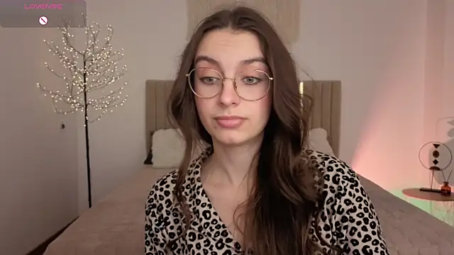 Real_cutie1 webcam