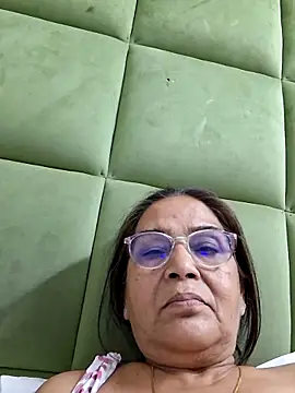 Shalini3456 live sex cam