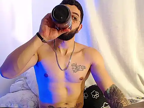 Axel_Stton webcam