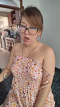 HunnyyLove webcam
