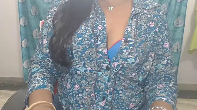 Sophia_your webcam