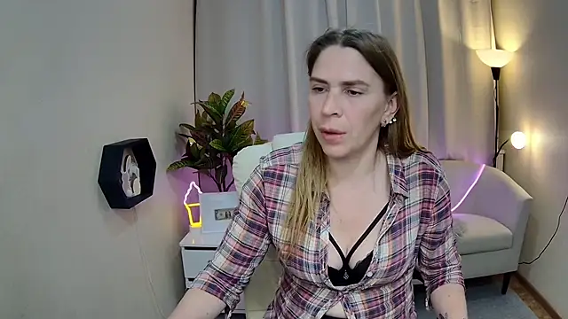TessaDaybreak webcam