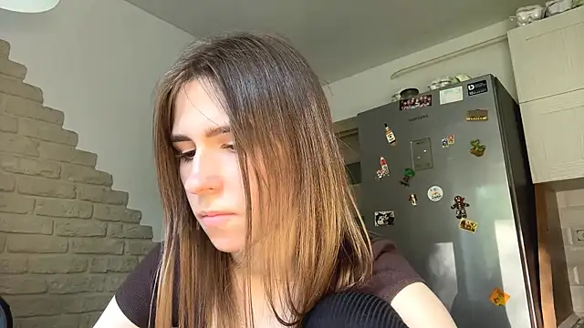 ZaraGuyette webcam