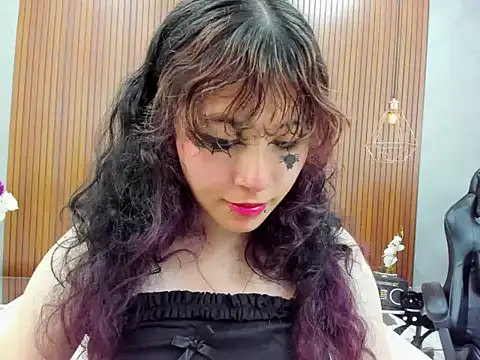 Cybercore_Shy webcam