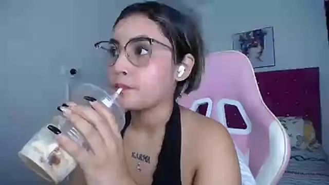 kathe-mills235 webcam