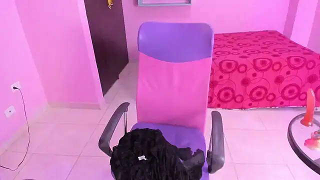 mommy_whore_slut webcam
