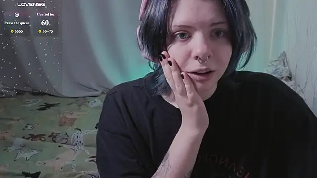 Alice_Zev webcam