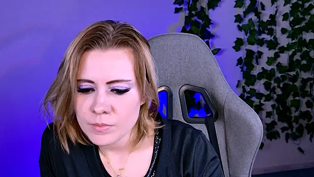 Kumiho_7777 webcam
