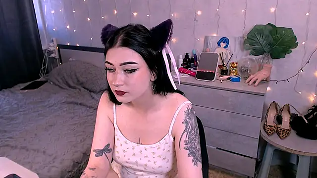 Katie_Kiss webcam
