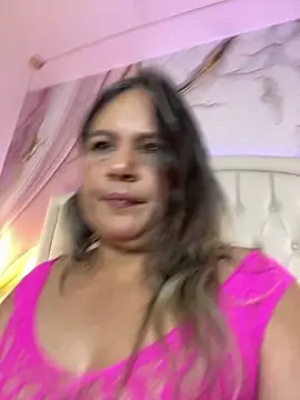 Lucy_Milf_474 webcam