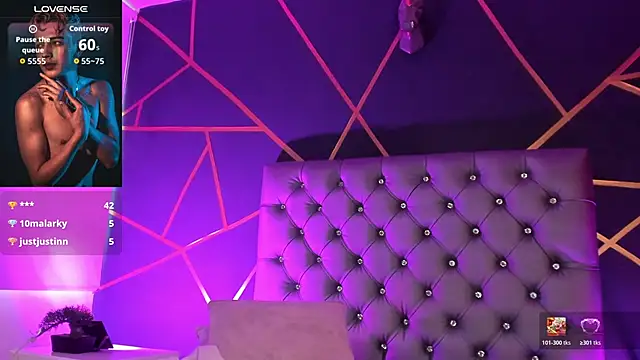 Lian_Miller1_ webcam