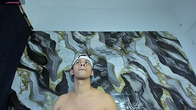 Victor_LatinBoy webcam