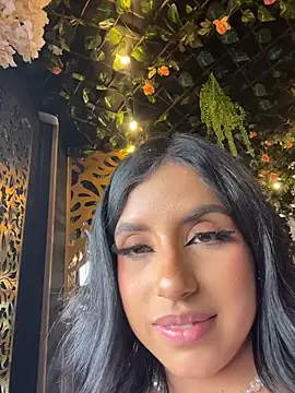 SusanneGrace webcam