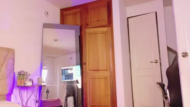victoria_withmore webcam