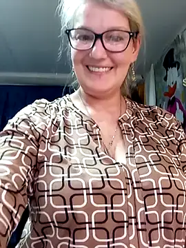 irinamaux webcam