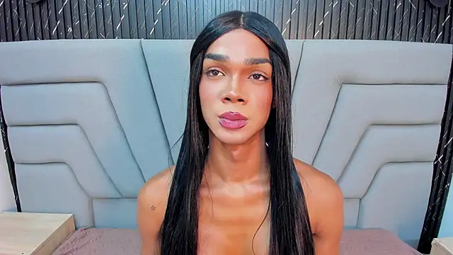 NaomiSteward webcam