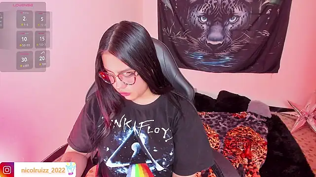 Nicolle_Ruizz webcam