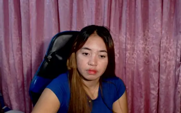 onlymaes_19 webcam