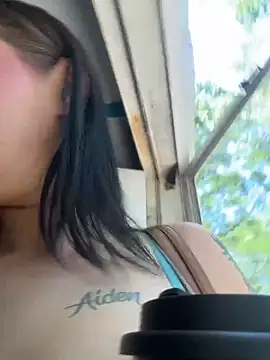 lolabunny9 webcam