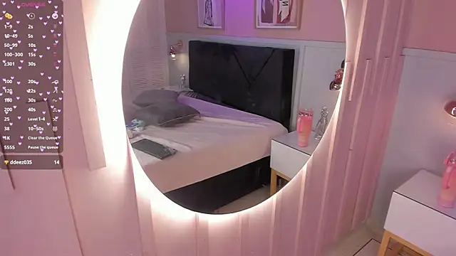 elodie_walker webcam