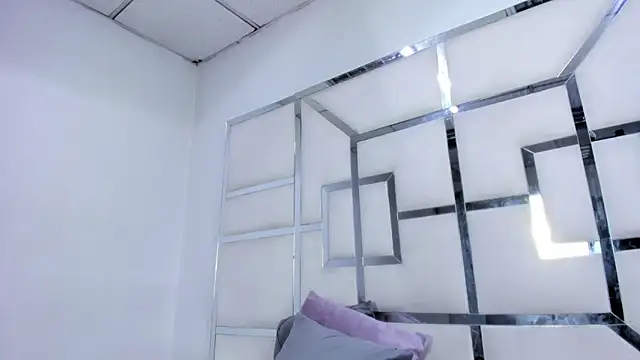 ZoeWan69 webcam
