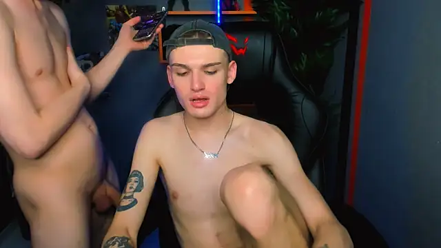 Lucas_Moran webcam