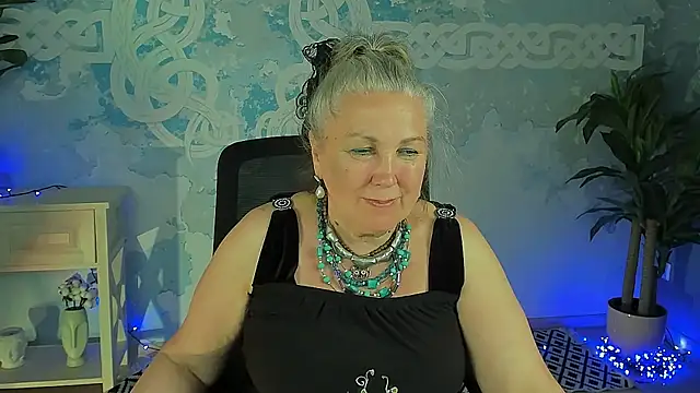 LilaMaharani webcam