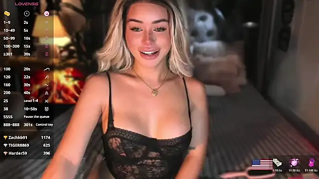 ZyraGoddes webcam
