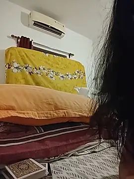 NakedMILFx webcam