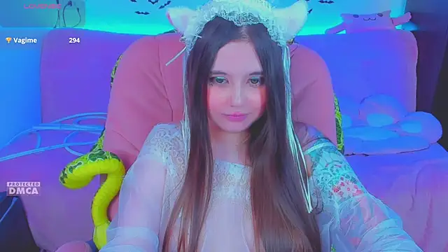 Lolisuccub webcam