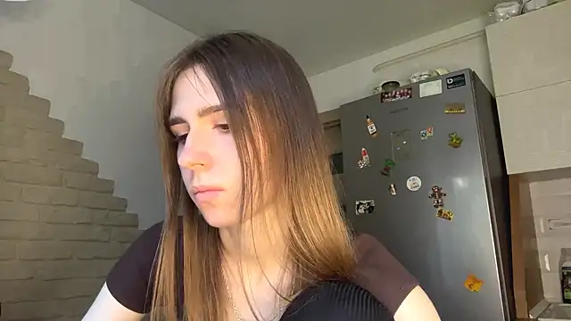 ZaraGuyette webcam
