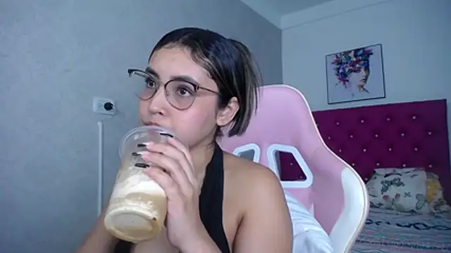 kathe-mills235 webcam