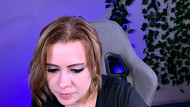 Kumiho_7777 webcam