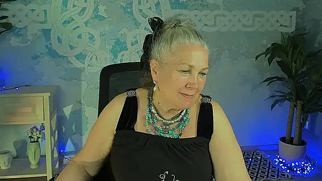 LilaMaharani webcam