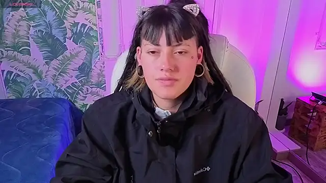 _sharlotte777 webcam